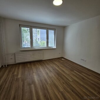 Velky 40m2 1byt na predaj - 4