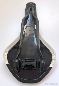 sedlo Fizik Antares VS Braided Carbon - 4