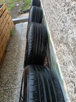 195/65 R15 - 4