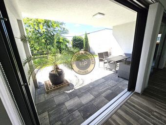 Na predaj moderný   4iz. rodinný dom v Seredi s dvojgarážou - 4