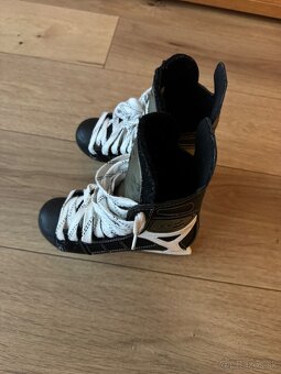 Hokejove korčule - 4