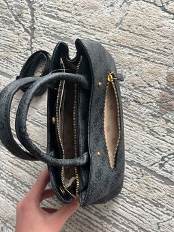 GUESS kabelka - 4