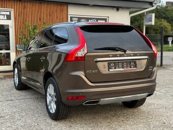 Volvo XC60 D5 2.4L Summum Geartronic AWD - 4