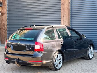 Octavia Combi 2.0TDI V-RS 125KW M6 - 4