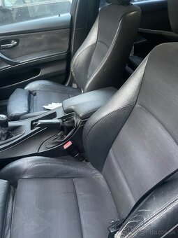 Rozpredam BMW e91 2.0d 130kw - 4