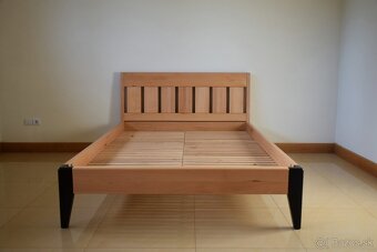 posteľ z masívneho bukového dreva - 4