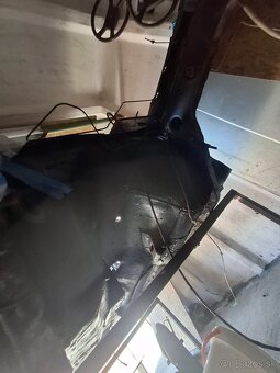 Predám nedokončený projekt ford cortina mk5 - 4