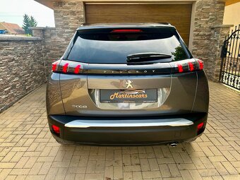 Peugeot 2008 1.5 BlueHDi 130 Allure EAT8 - 4