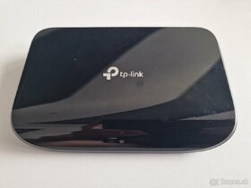 Switch TP-Link TL-SG1005D
- 4