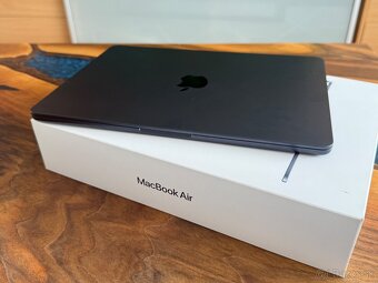 MacBook Air M4 16gb ram 13” zaruka - 4