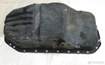🔧 Predám originálnu olejovú vaňu Audi A6 C4 2.5 TDI R5 AAT - 4
