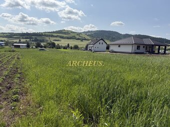 Predám rovinatý pozemok v obci Torysa, 1018m2 - 4