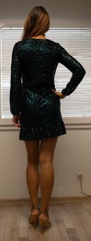 Krátke spoločenské  šaty zelené - 4