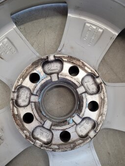 Predám originál ALU disk ŠKODA 6J x 15H2 ET38 - 4