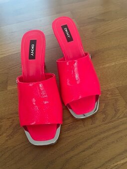 DKNY - Šlapky nové - 4