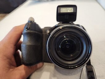 Fujifilm Finepix 40e - 4