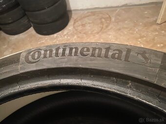 285/40 r22 - 4