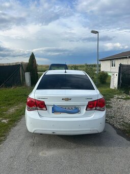 Chevrolet Cruze 1.6 benzín + plyn 145000km - 4