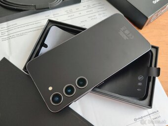 Samsung Galaxy S23 256GB Black - 4
