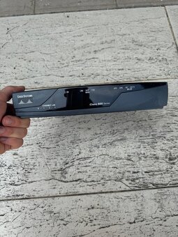 Priemyselný router Cisco C819G-4G-G-K9 - 4