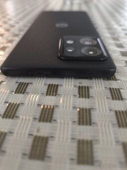 Predam Motorola Edge 40 Pro 12/256 flagship - 4