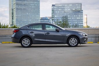 Rezervované - Mazda 3 1.5 Skyactiv -G100 Attraction - 4
