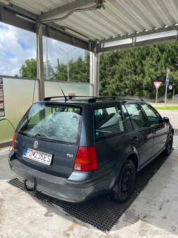 Volkswagen Golf 4 - 4