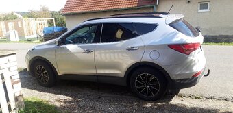 Hyundai Santa Fe 2,2 CRDi - 4