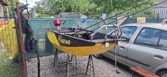 Predám laminatovy čln na ryby - 4