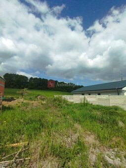 Predaj stavebný pozemok 376 m2  Liptovské Kľačany - Liptovs - 4