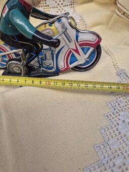 Predam plechove hracky - 4