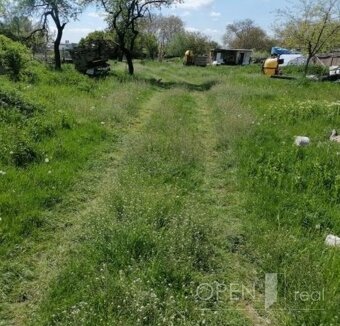 Stavebný pozemok - Ložín - 4