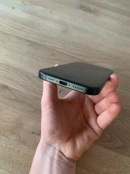 Iphone 15 - 4