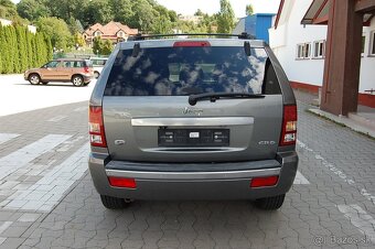 Jeep Grand Cherokee - 4