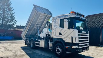 Trojstranný sklápač s hydraulickou rukou Scania 124L - 4