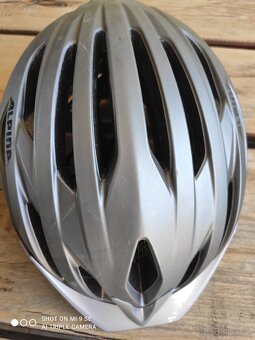 Alpina cyklistická prilba - 4