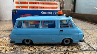 Škoda 1203 SPOJE KDN stará hračka - 4