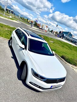 Volkswagen Passat B8 Variant 2.0 TDI BUSINESS DSG/LED/TAŽNE - 4