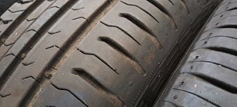 Predám 4ks slušné letné 195/65r15-91H Continental - 4
