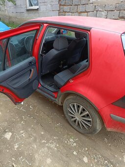 Volkswagen golf - 4