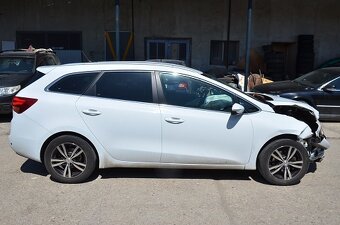 Kia Ceed sporty wagon 1.4 CVVT, 73 kW, M6, havarovaná - 4