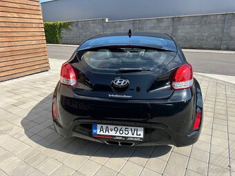 Hyundai Veloster 1.6 GDI Extreme - 4