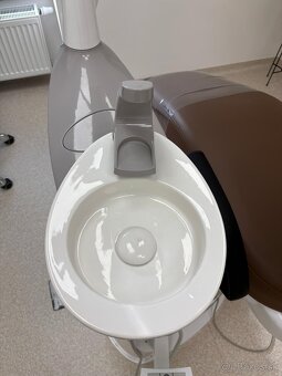 Predám Stomatologické kreslo Chirona Cheese L - výborný stav - 4