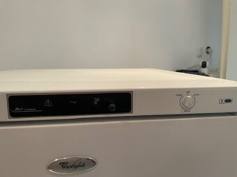 Predám staršiu, ale plne funkčnú mrazničku Whirlpool - 4