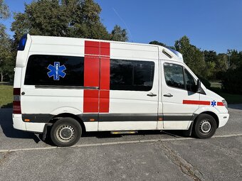 Mercedes Benz Sprinter 319 CDI 2012 Sanitka - 4