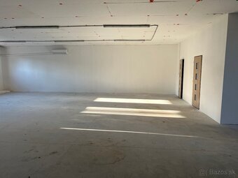 Prenajmem  Garáž,Dieľňu ,Sklad,Kancelárske priestory - 4