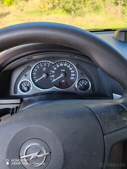 Opel Meriva 1.6 8V 2004 - 4