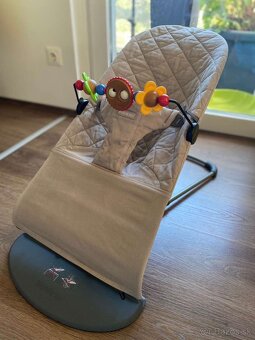 Babybjorn lehátko s originál hračkou a prenosnou taškou - 4