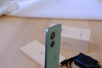 Predám mobil Motorola Edge 40 v perfektnom stave - 4