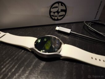 Inteligentné hodinky Samsung Galaxy Watch6 40mm zlaté - 4